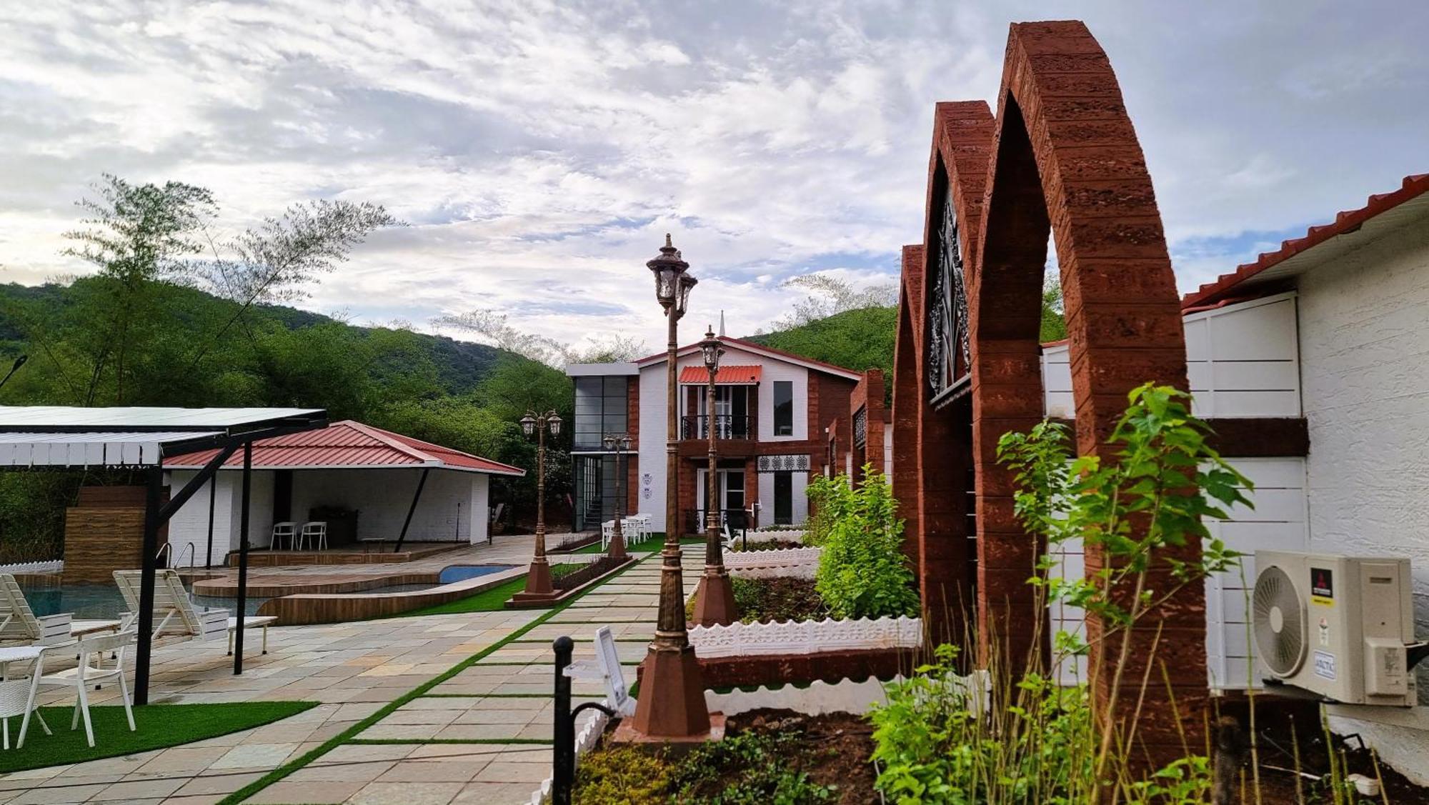 Nostravila Lonavala Ngoại thất bức ảnh